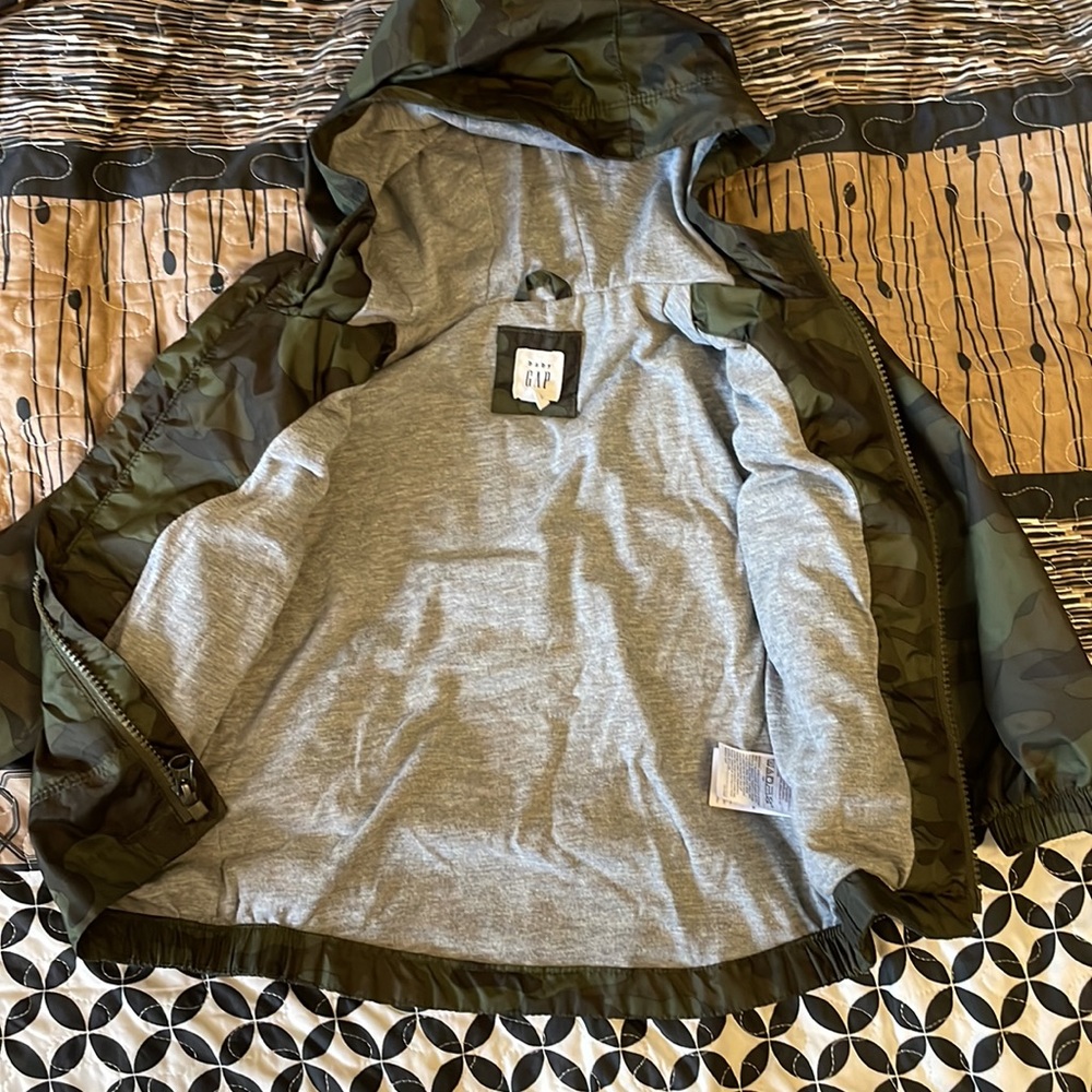 Lightweight lined jacket - Picture 2 of 4